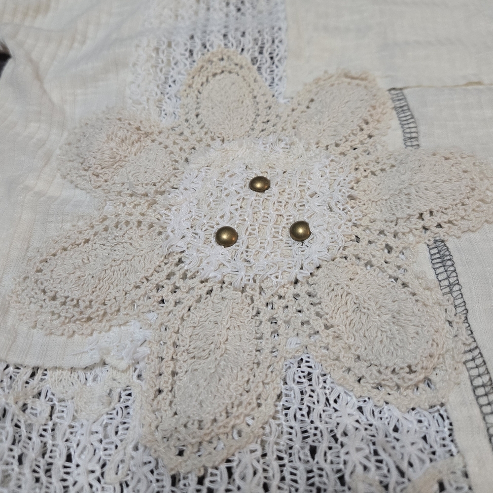 Patchwork Cream Top - Picture 4 of 7